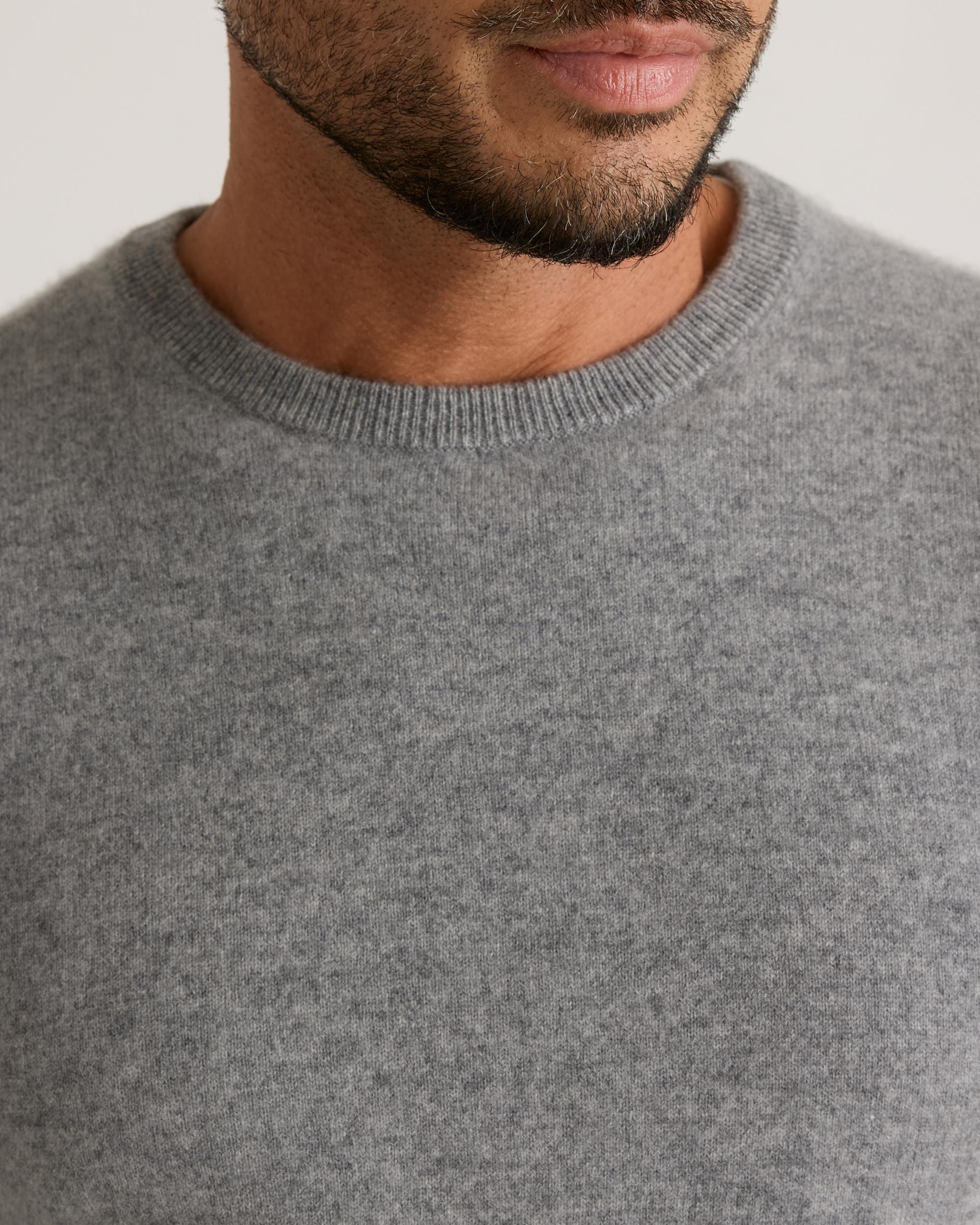 Quince | Men's Mongolian Cashmere Crewneck Sweater Product Image