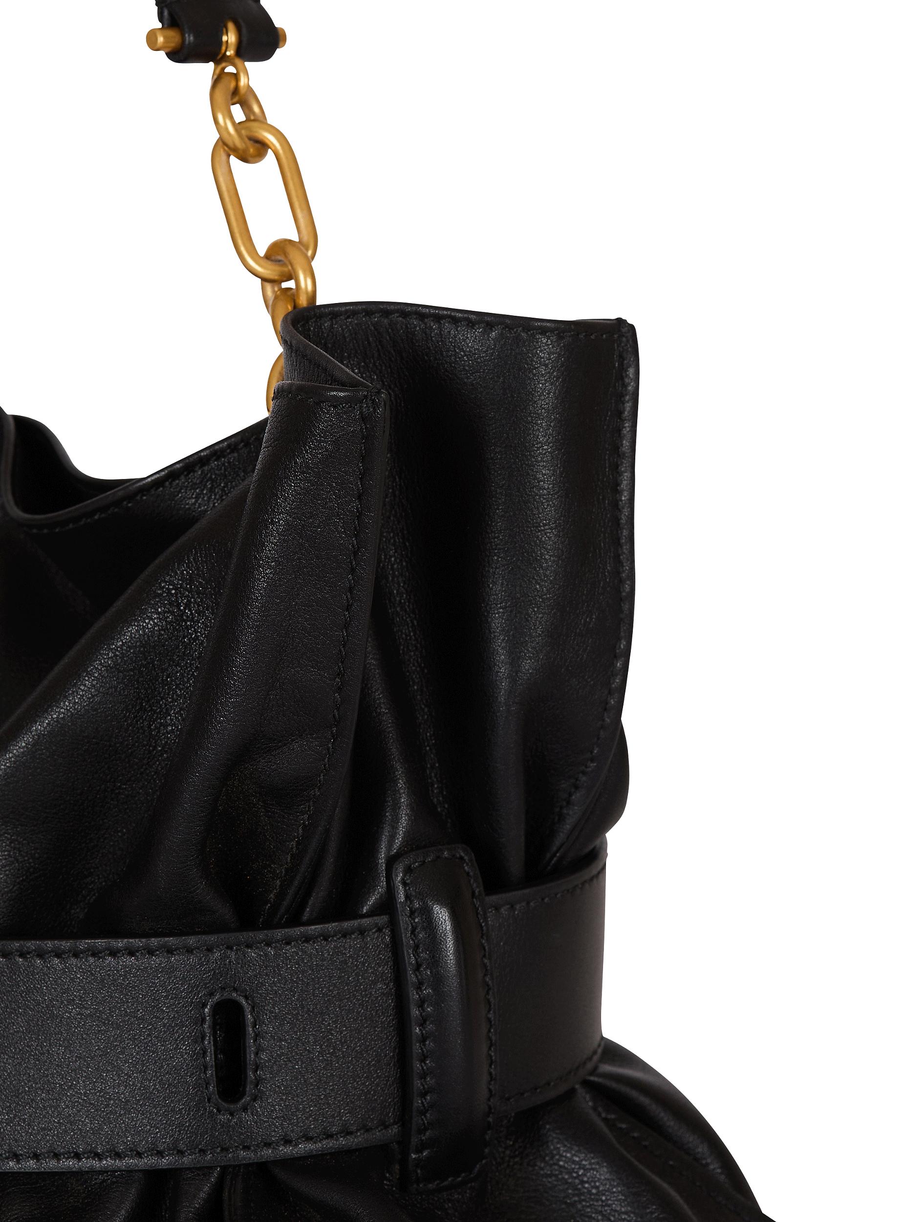 Medium Anthem bag in leather Product Image