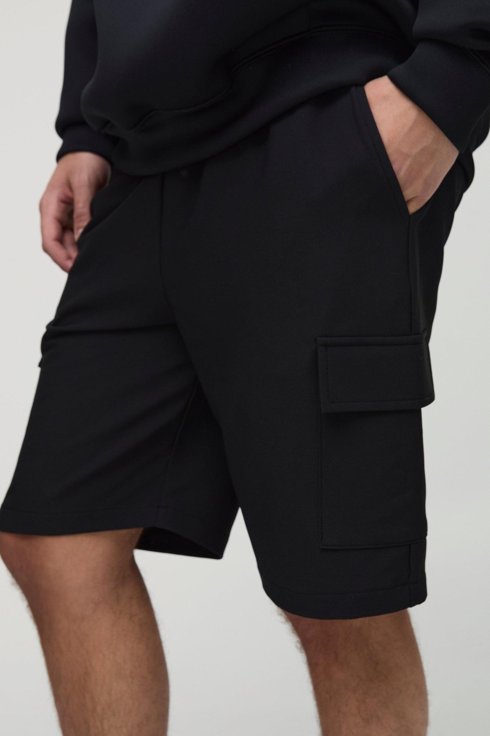 Elasticated Waist Relaxed Technical Stretch Cargo Shorts | boohooMAN USA Product Image