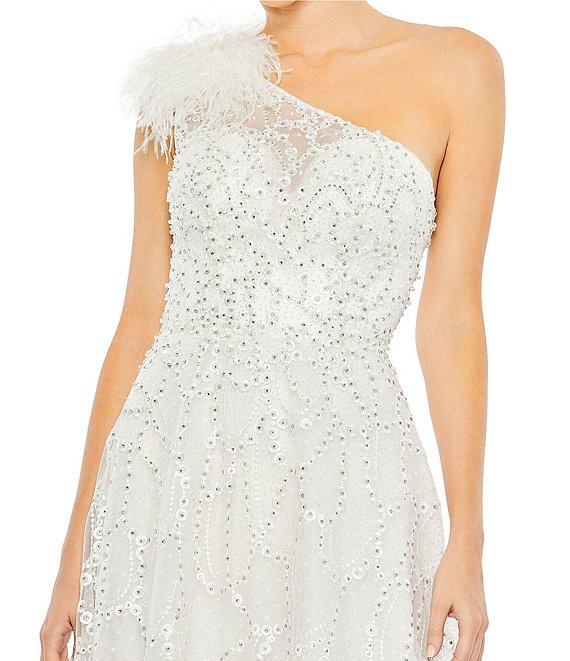 Mac Duggal Embellished Asymmetrical Neck Sleeveless Feather Shoulder A-Line Gown Product Image