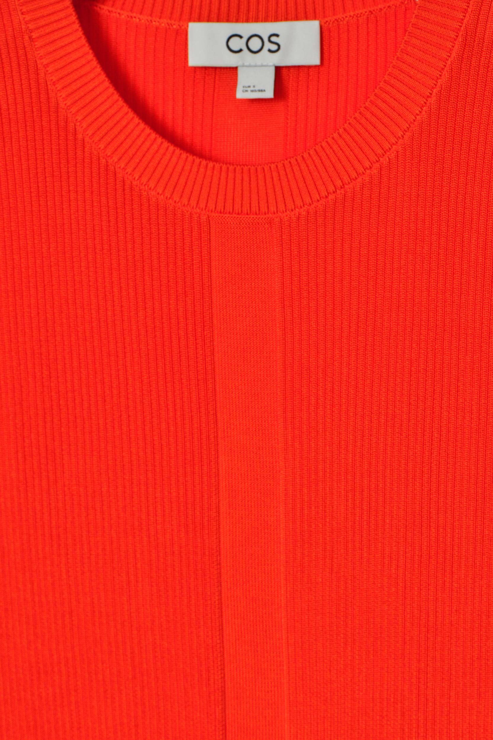 RIBBED-KNIT TANK TOP Product Image
