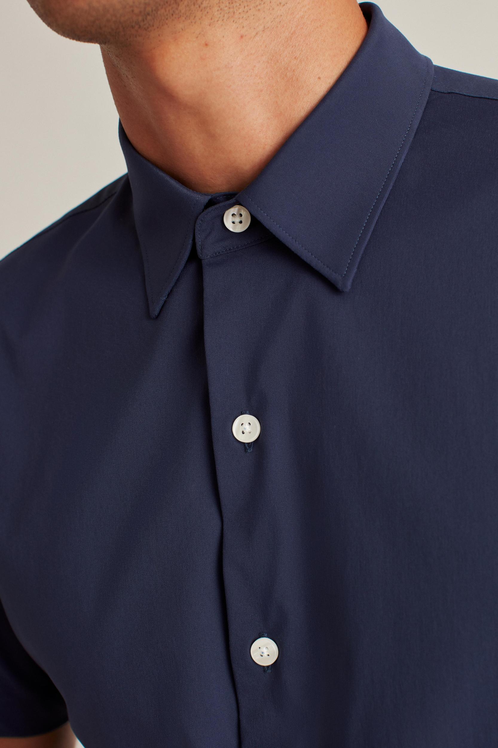 Tech Short Sleeve Shirt Product Image