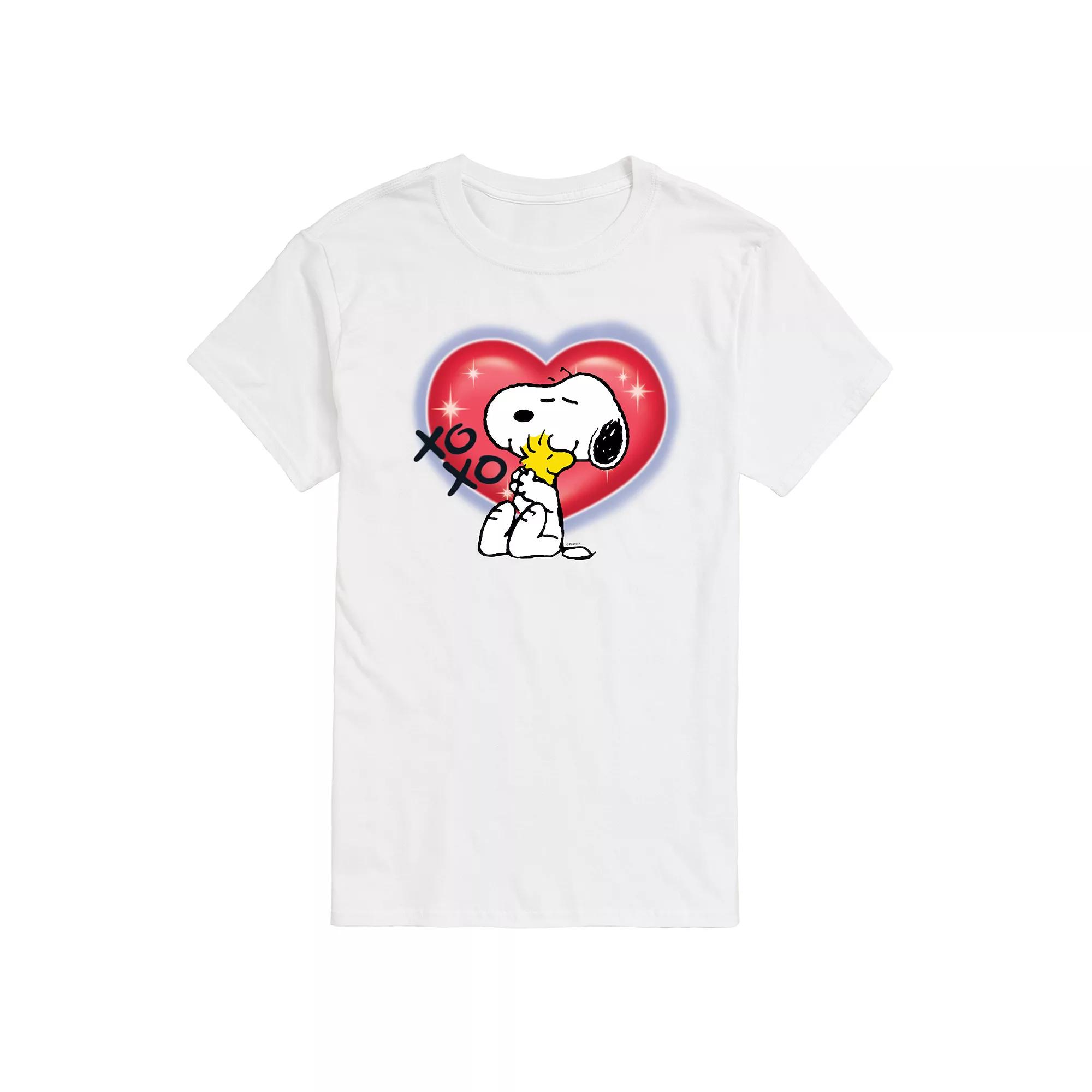 Men's Peanuts Snoopy Woodstock Airbrush Heart Graphic Tee,  Product Image