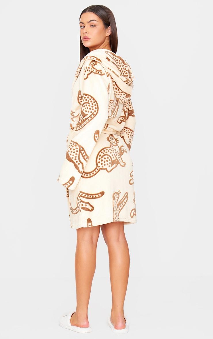 Cream Cheetah Print Fleece Bath Robe Product Image