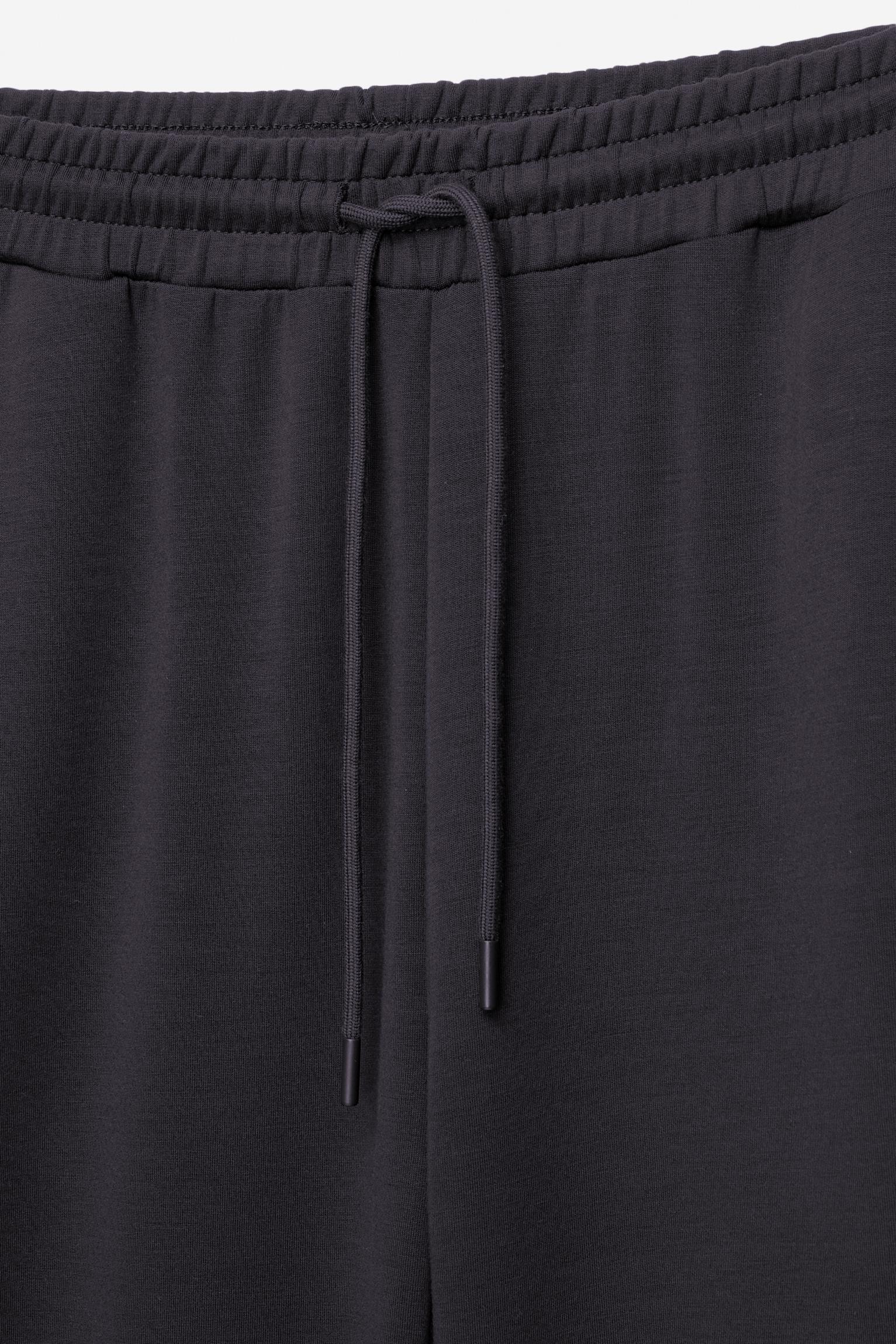 Soft touch wide-leg pants Product Image