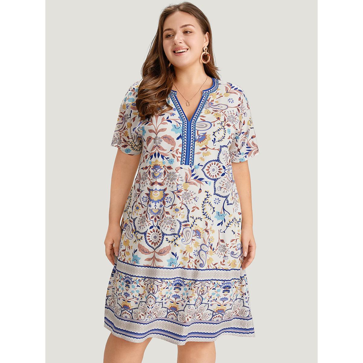 Plus Size Boho Print Pocket Notched Ruffle Hem Dolman Sleeve Dress LightBlue Women Vacation Notched collar Short sleeve Curvy Knee Dress BloomChic 28/5X Product Image