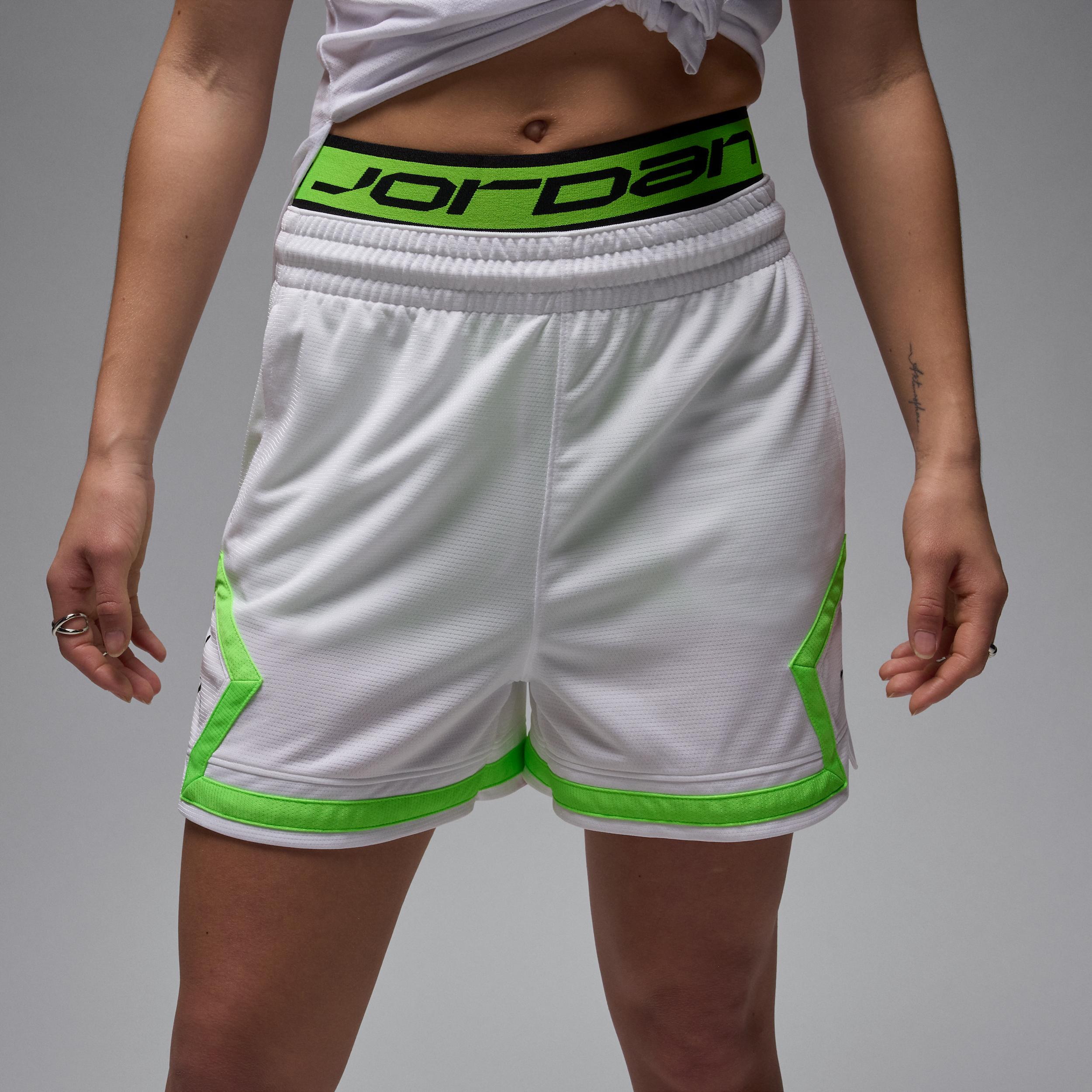 Womens Jordan Sport 4 Diamond Shorts | FN5134-102 Product Image