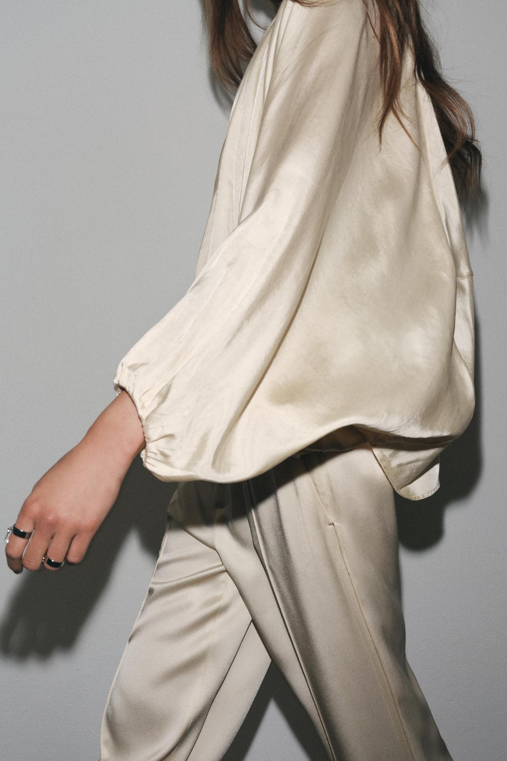 PUFFED BOMBER JACKET ZW COLLECTION Product Image