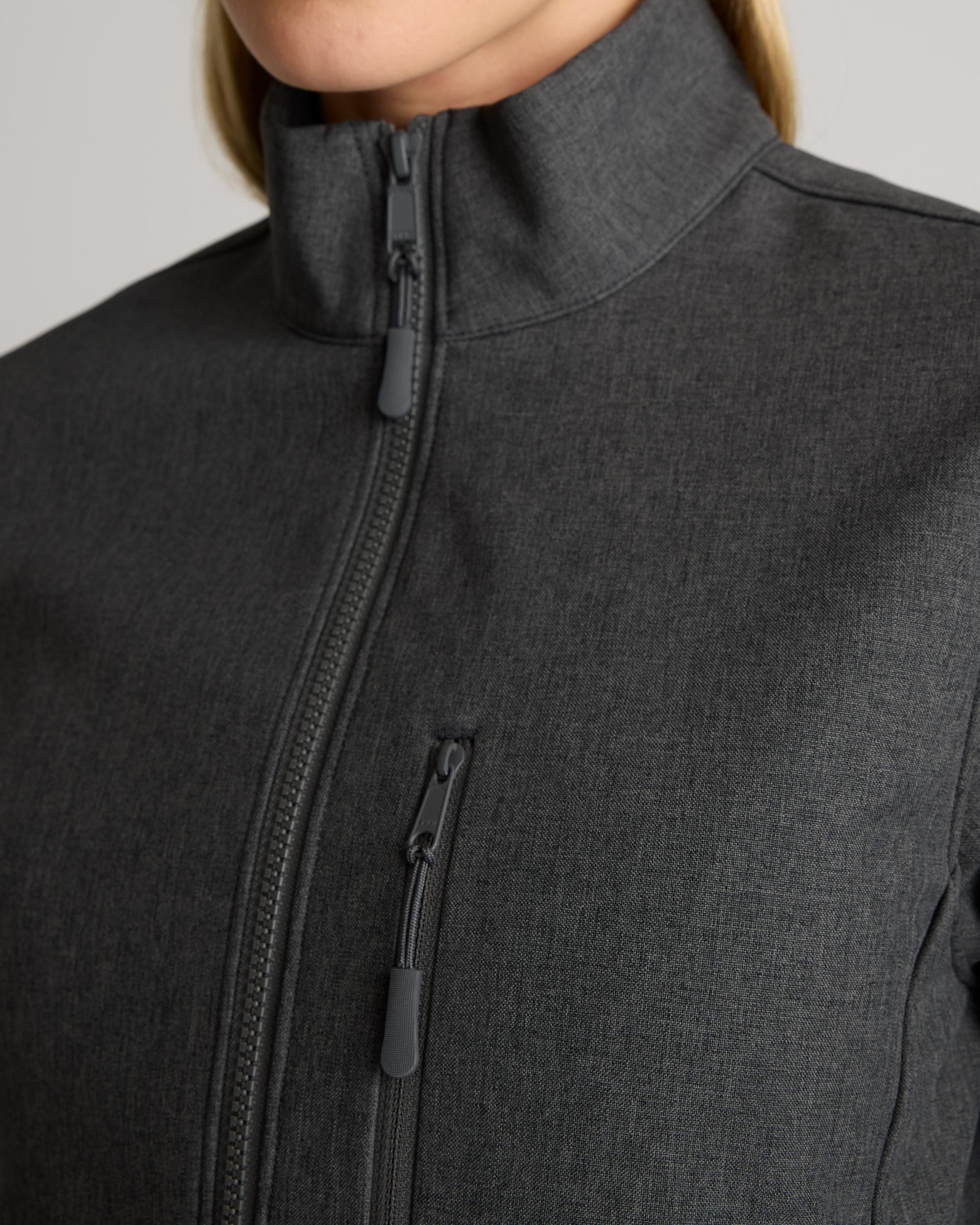 Quince | Women's Softshell Fleece-Lined Full-Zip Jacket Recycled Polyester Product Image