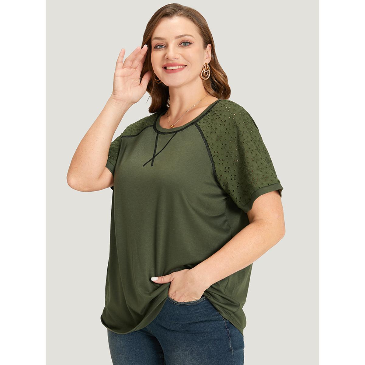 Plus Size Plain Patchwork Broderie Anglaise Raglan Sleeve T-shirt ArmyGreen Women Elegant Plain Plain Round Neck Dailywear T-shirts BloomChic 22-24/3X Product Image