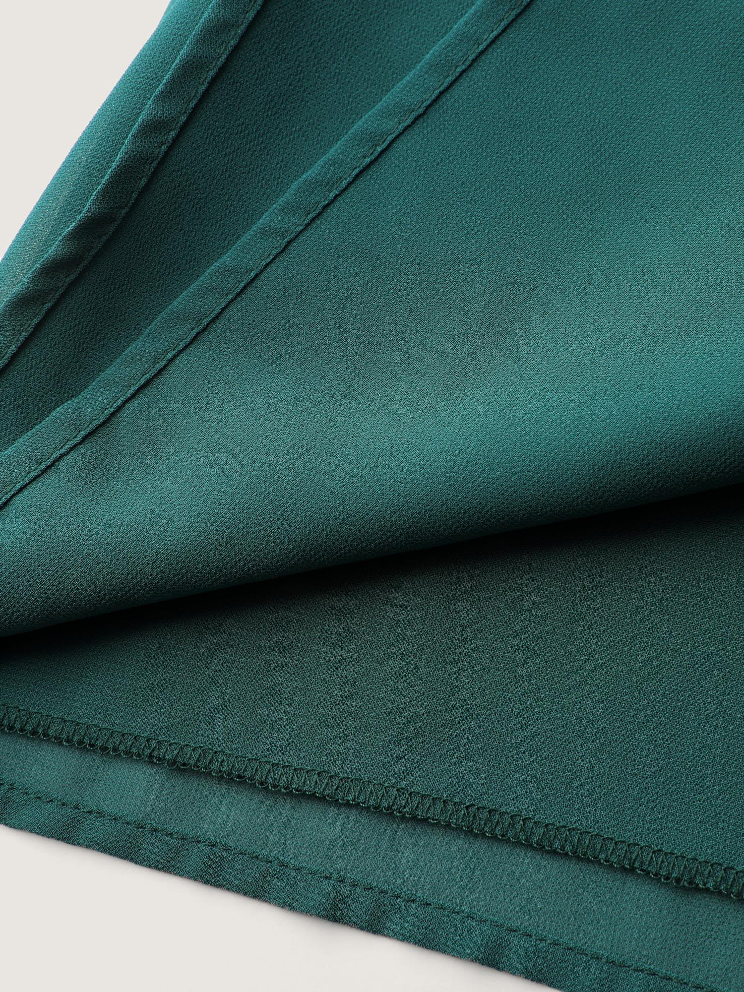 Layered Round Neck Tummy-Friendly Tank Top Female Product Image