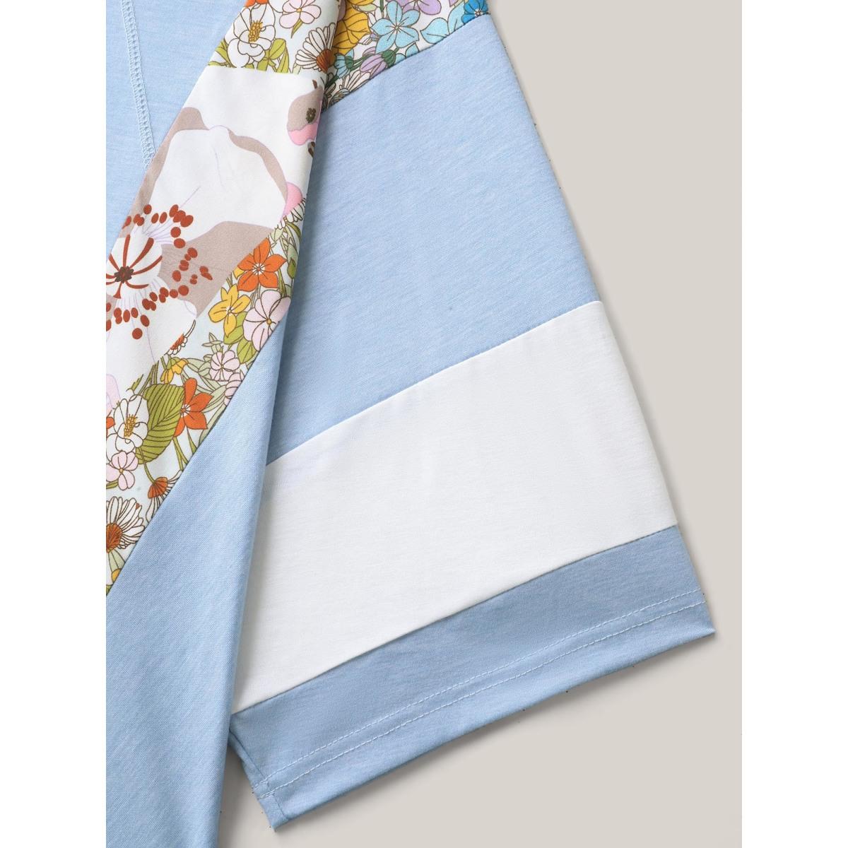 Plus Size Floral Panel Color Contrast T-Shirt LightBlue Women Contrast Round Neck Everyday-Casual T-shirts BloomChic 18-20/2X Product Image