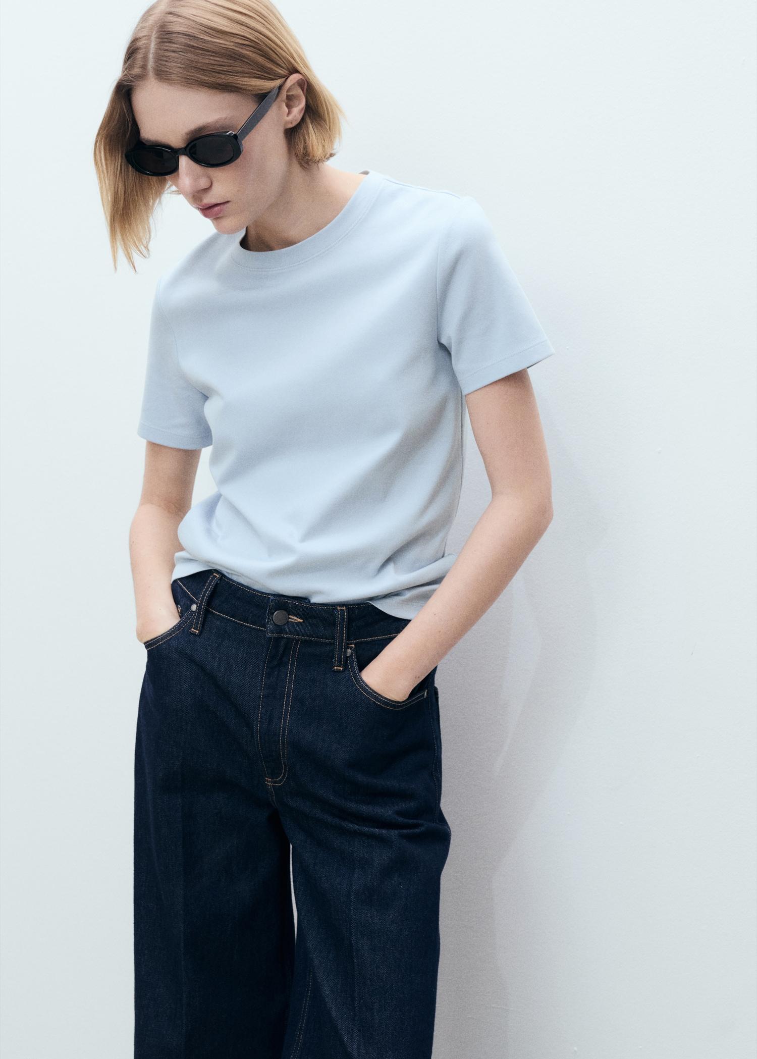 Short-sleeved cotton t-shirt - Women | MANGO USA Product Image