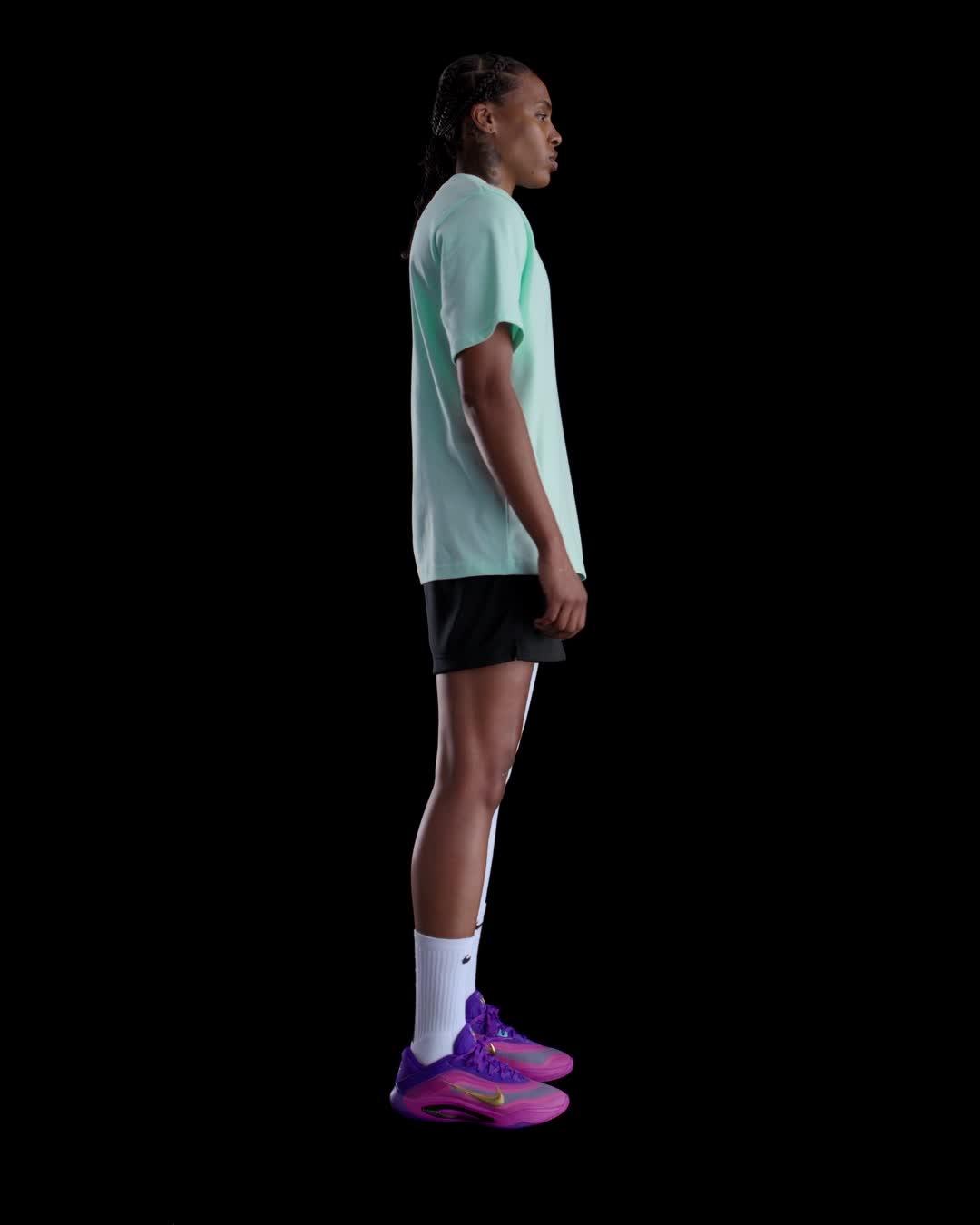 Nike Womens Aja Wilson Loose Short-Sleeve T-Shirt | HQ1696-011 Product Image