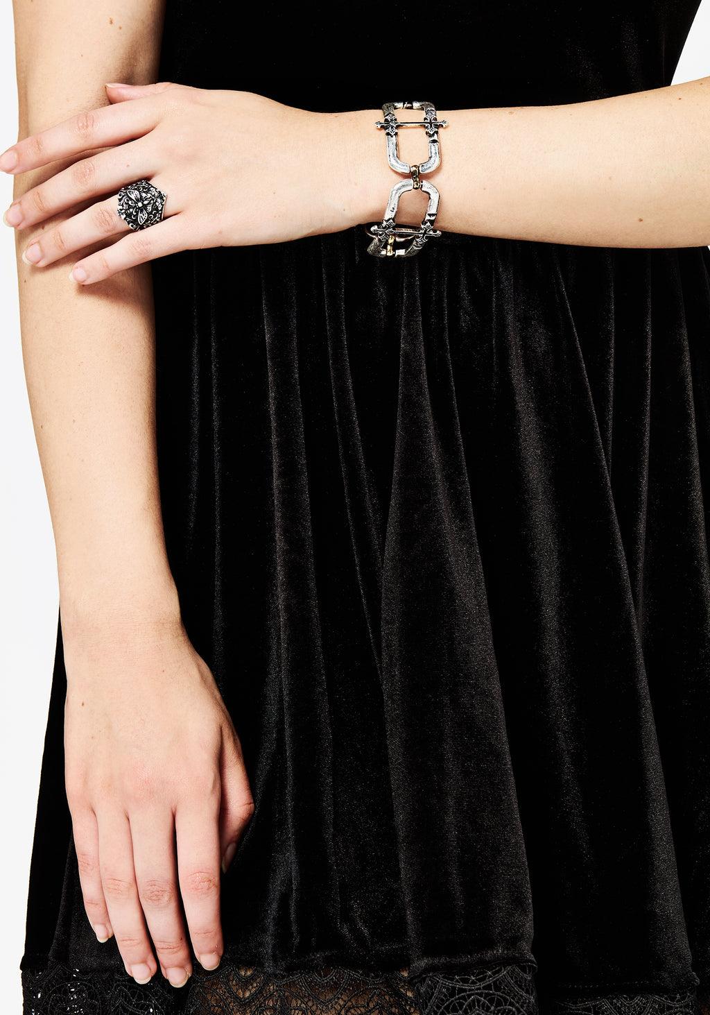 Electra Cross Link Chain Bracelet Product Image