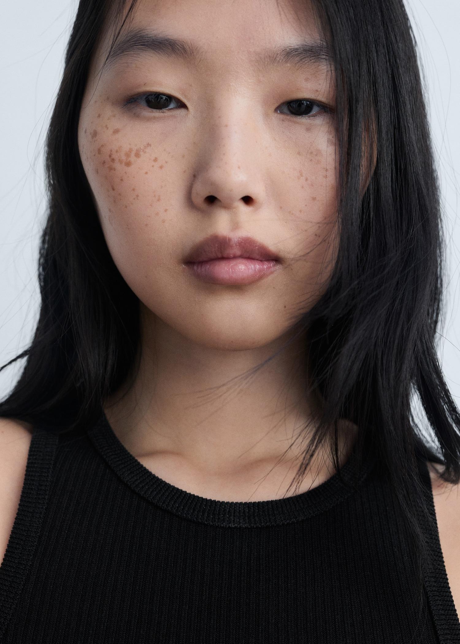 Fine ribbed knit top - Women | MANGO USA Product Image