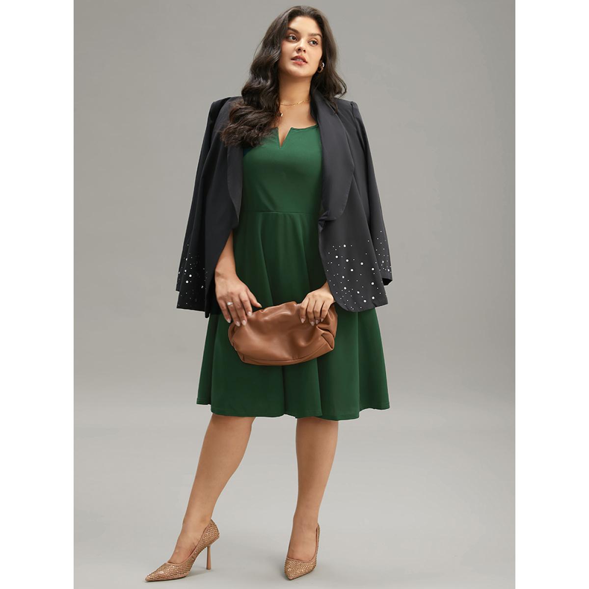 Plus Size Solid Notched Pocket Cut Out Patchwork Dress Green Women Office Patchwork Notched collar Sleeveless Curvy Midi Dress BloomChic 30/6X Product Image