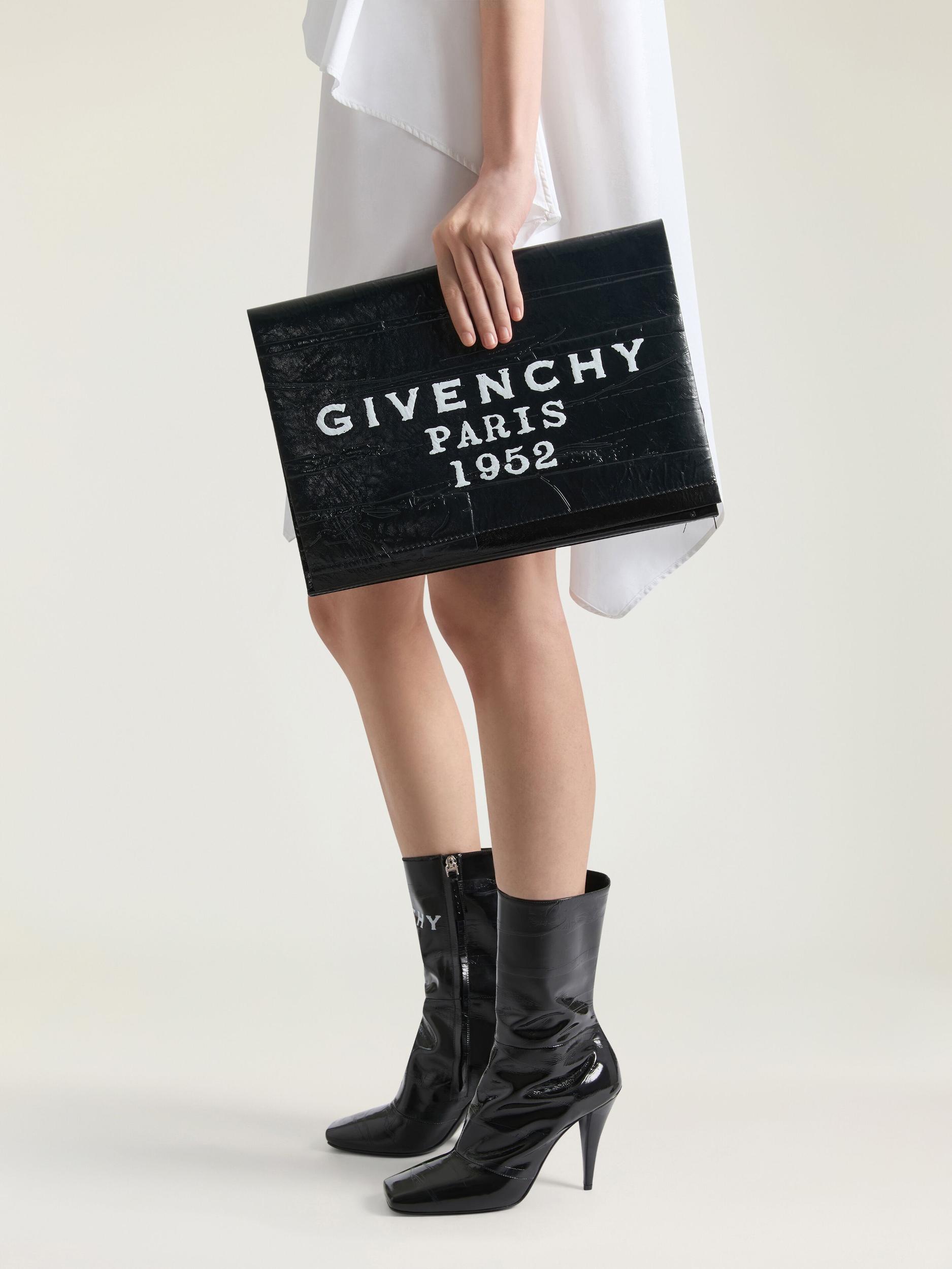 GIVENCHY Paris 1952 pochette in leather Product Image