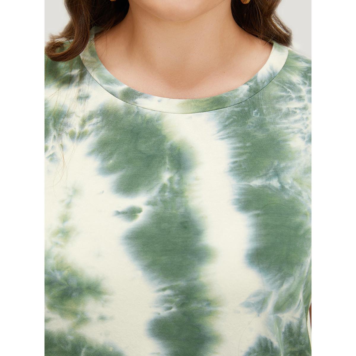 Plus Size Tie Dye Crew Neck Rivet Detail T-shirt Green Women Casual Tie Dye Round Neck Dailywear T-shirts BloomChic 26/4X Product Image