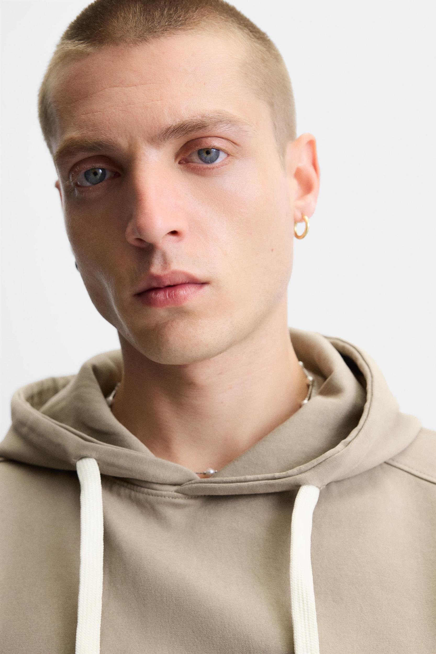 TEXT HOODED SWEATSHIRT Product Image