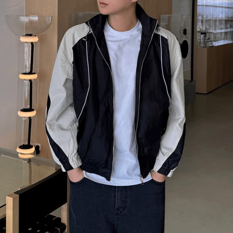 RT No. 11207 TWO TONE ZIP-UP HOODED JK Product Image