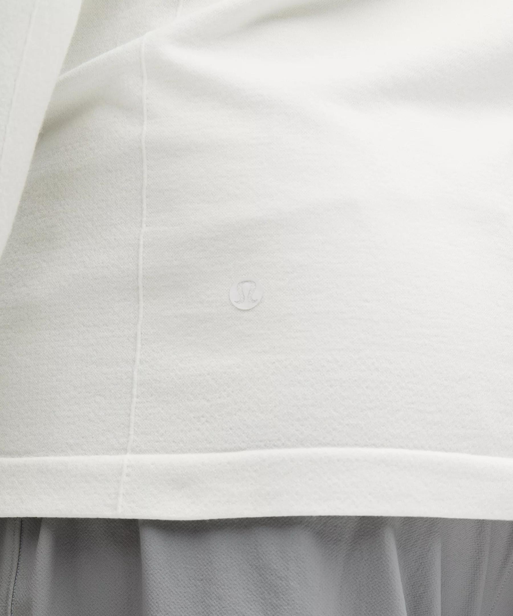 Seamless Base Layer Long-Sleeve Shirt Product Image