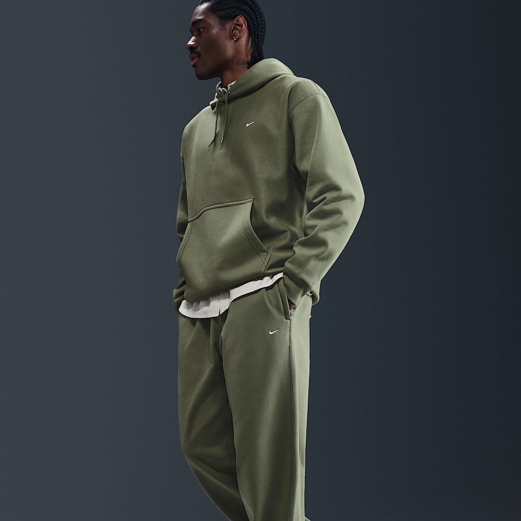 Nike Mens Solo Swoosh Cuffed Fleece Pants | HV1088-010 Product Image