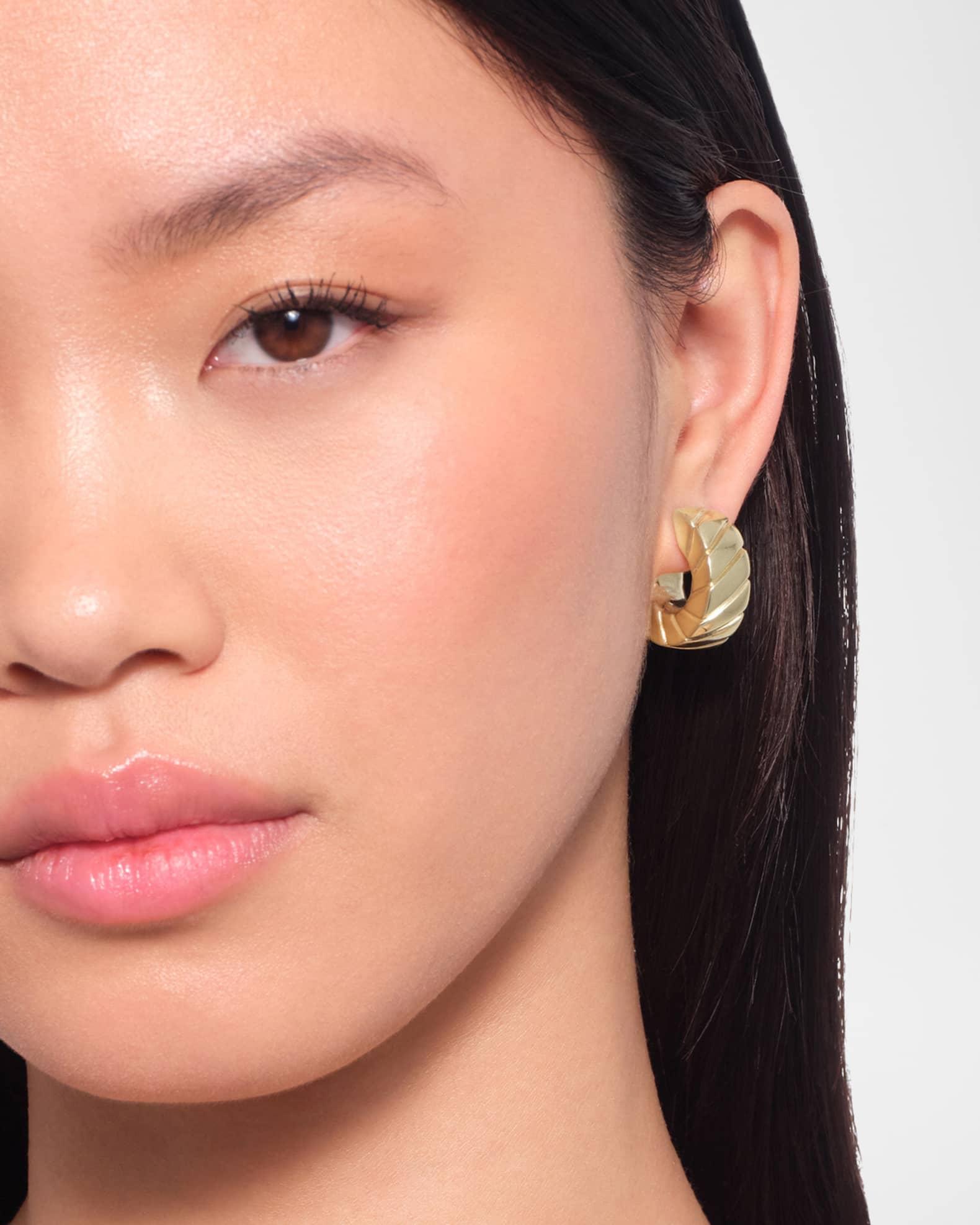 Wide Grooved Huggie Earrings Product Image