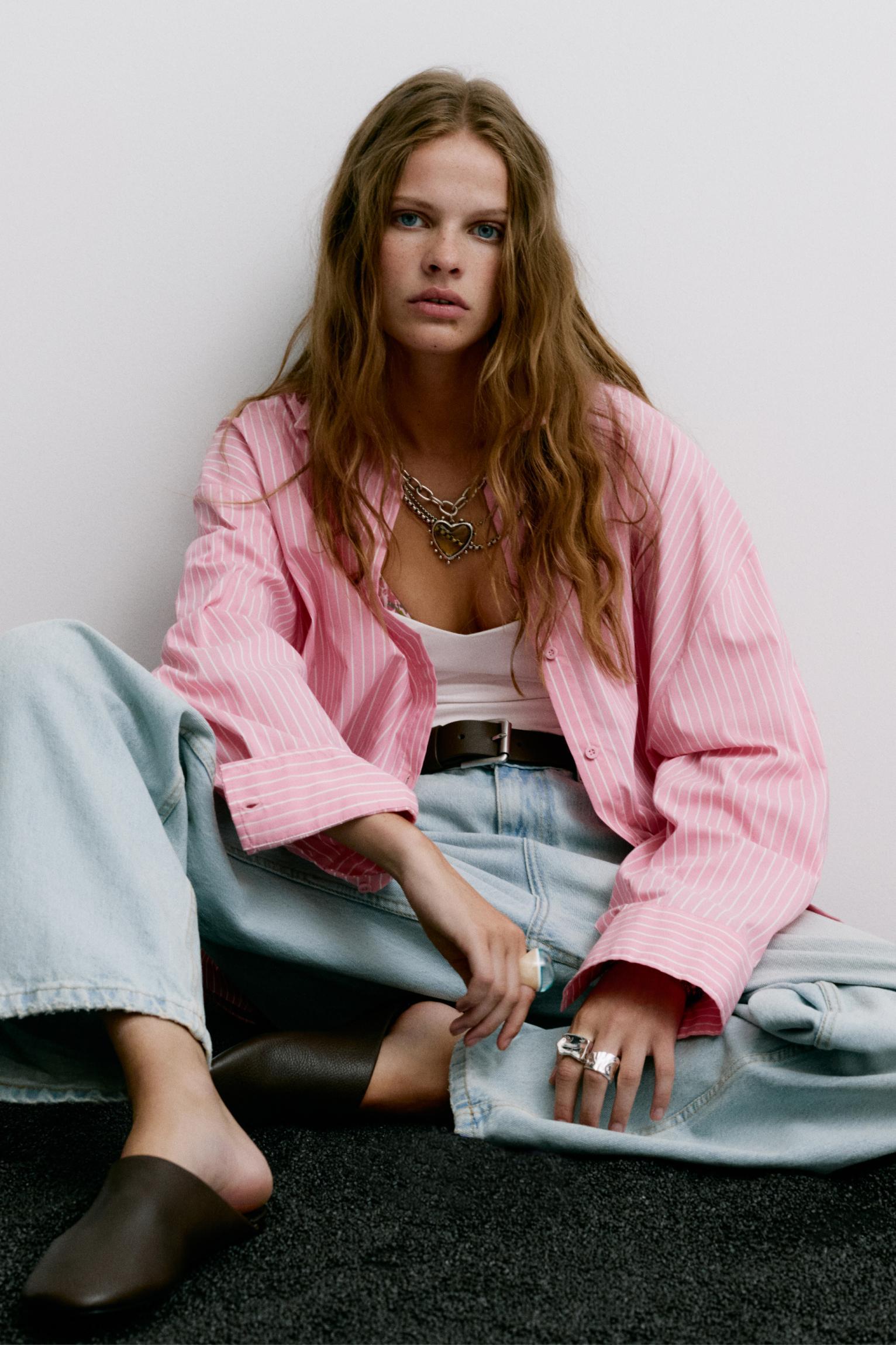 Pink striped shirt Product Image