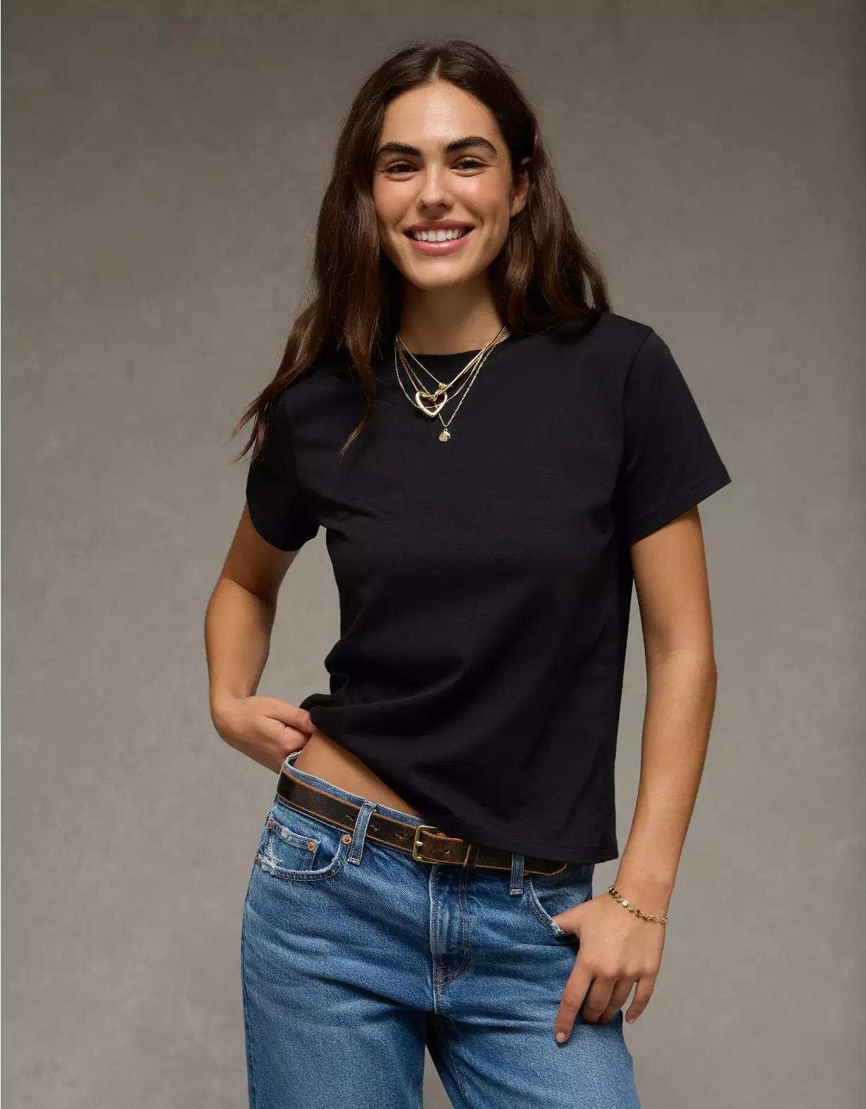 AE Short Sleeve Classic T-Shirt Product Image