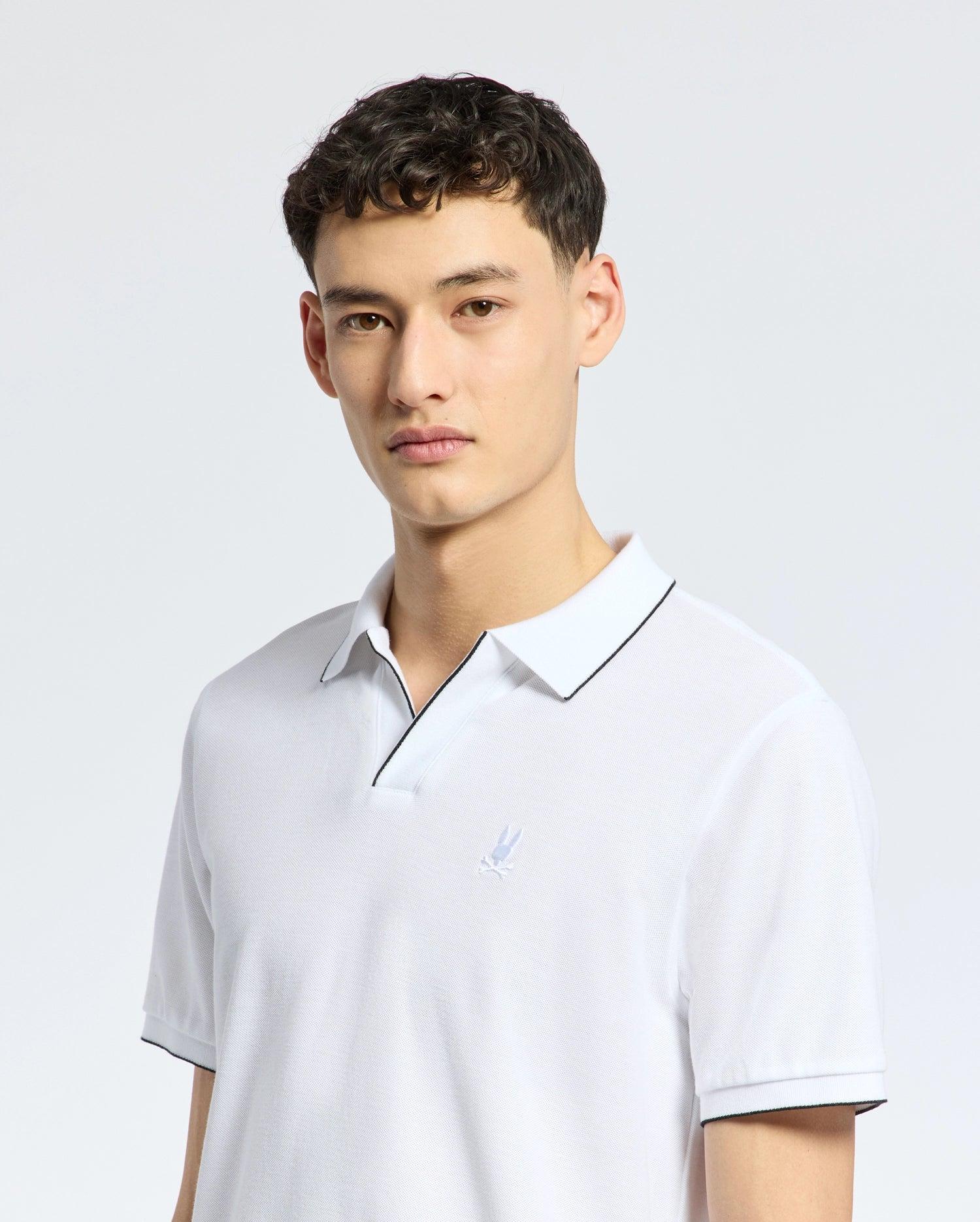 MENS EAST HILLS JOHNNY COLLAR POLO - B6K331B200 Male Product Image