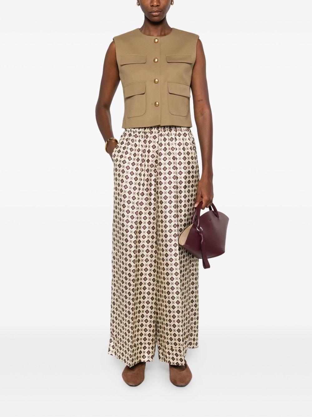 button-fastening pocketed waistcoat Product Image