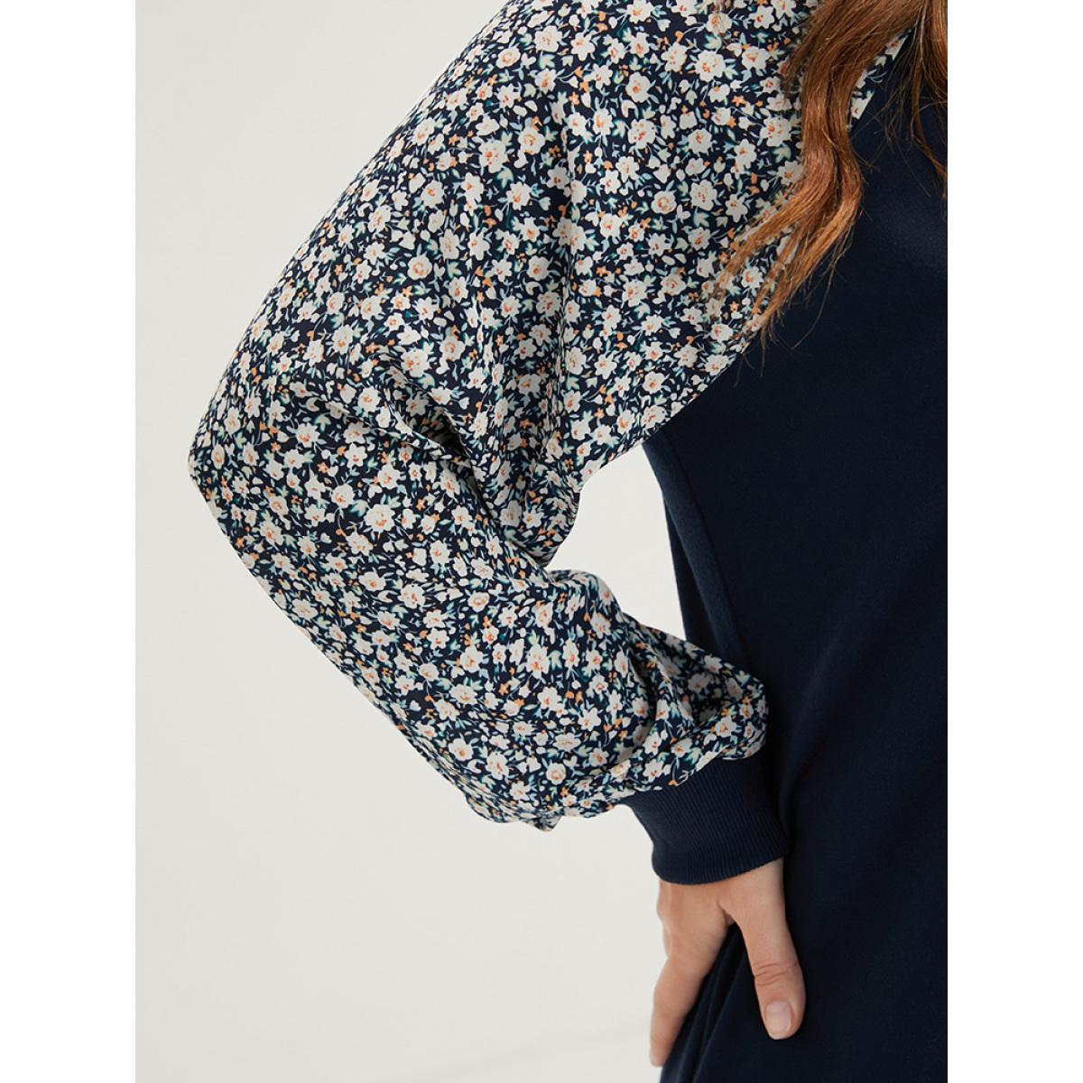 Plus Size Ditsy Floral Patchwork Round Neck Sweatshirt Women Indigo Elegant Patchwork Round Neck Dailywear Sweatshirts BloomChic 26/4X Product Image