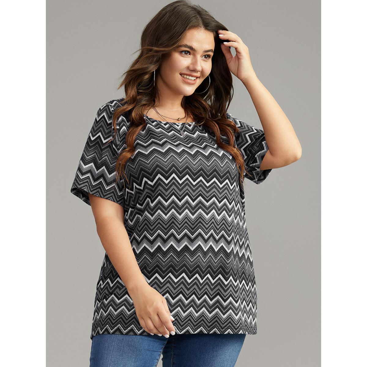Plus Size Geometric Striped Short Sleeve T-shirt Gray Women Casual Printed Geometric Round Neck Dailywear T-shirts BloomChic 12/L Product Image