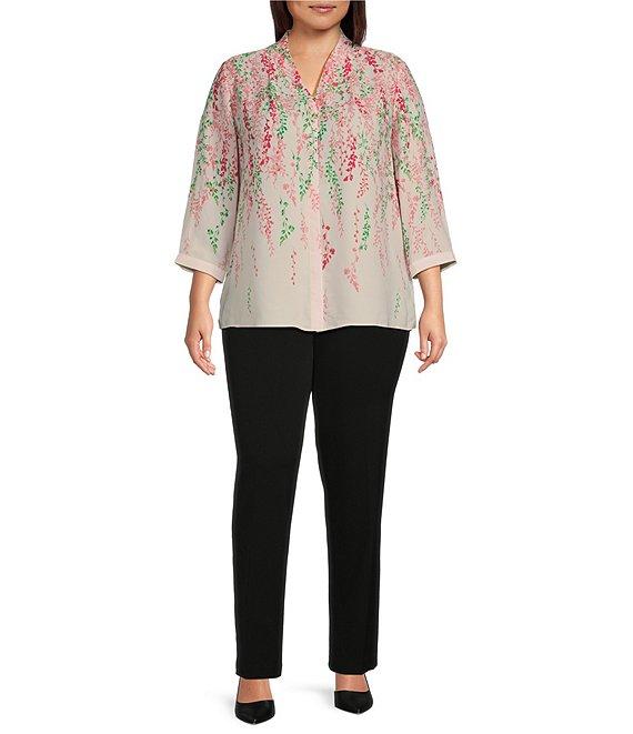 Investments Plus Size Caroline Signature Cascading Vines V-Neck 3/4 Sleeve Button Front Top Product Image