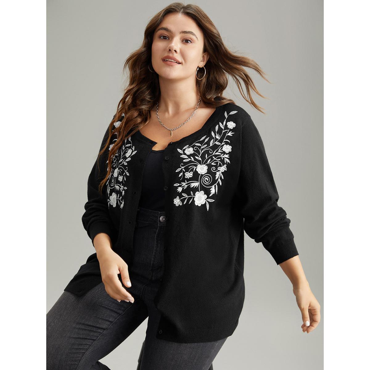 Plus Size Supersoft Essentials Anti-Pilling Silhouette Floral Print Cardigan Black Women Casual Loose Long Sleeve Dailywear Cardigans BloomChic 18-20/2X Product Image