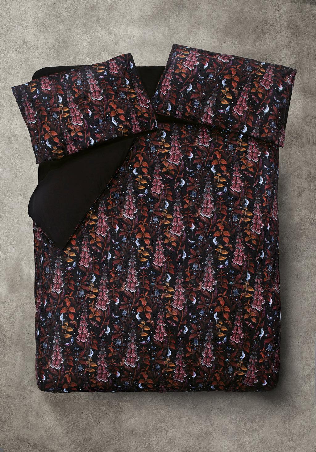 Foxglove Bedding Set - US Queen Product Image