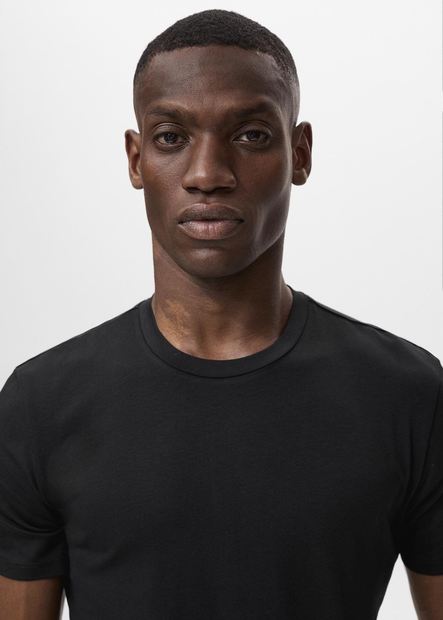 Stretch cotton T-shirt - Men | MANGO USA Product Image