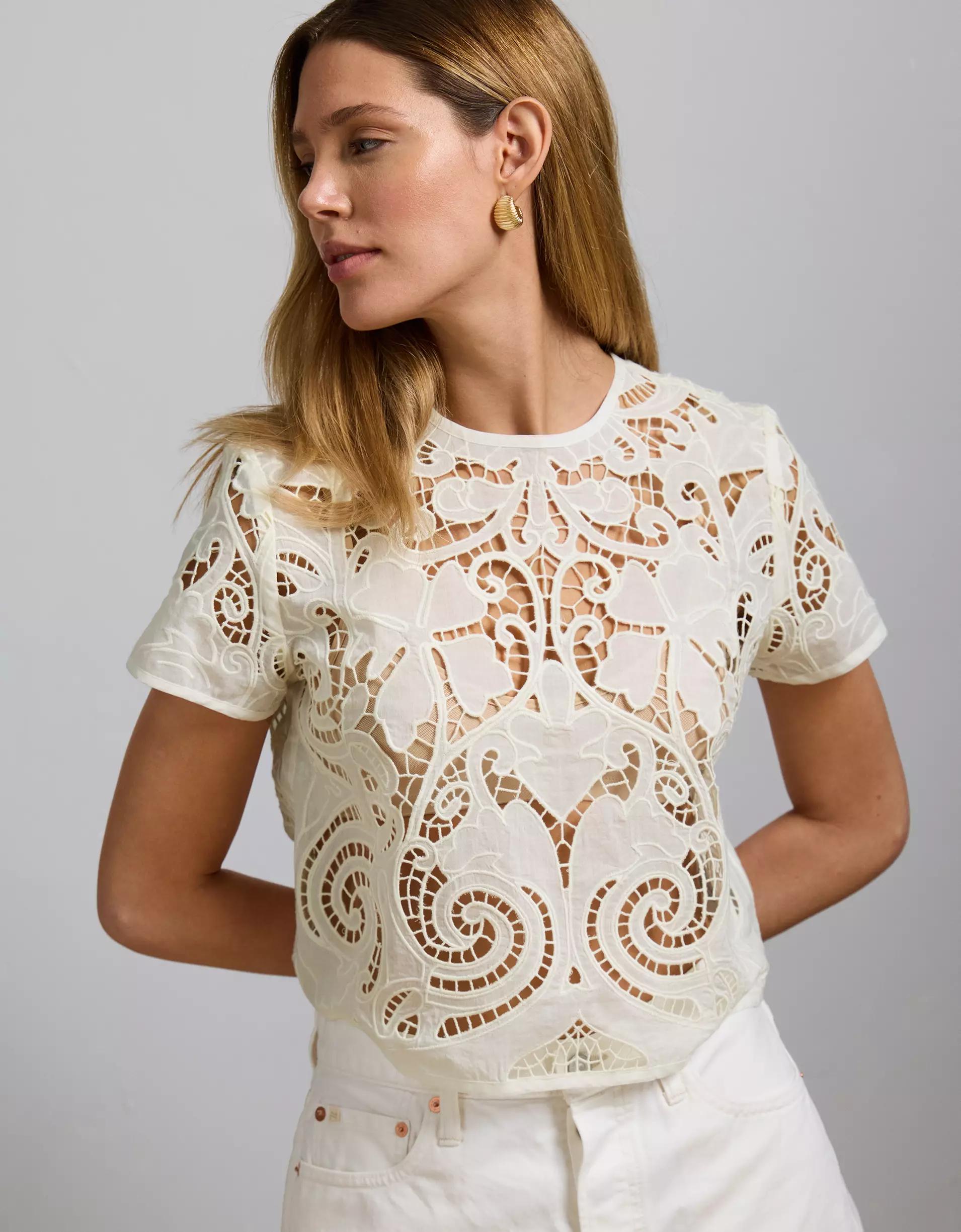 AE77 Premium Lace Shirt Product Image
