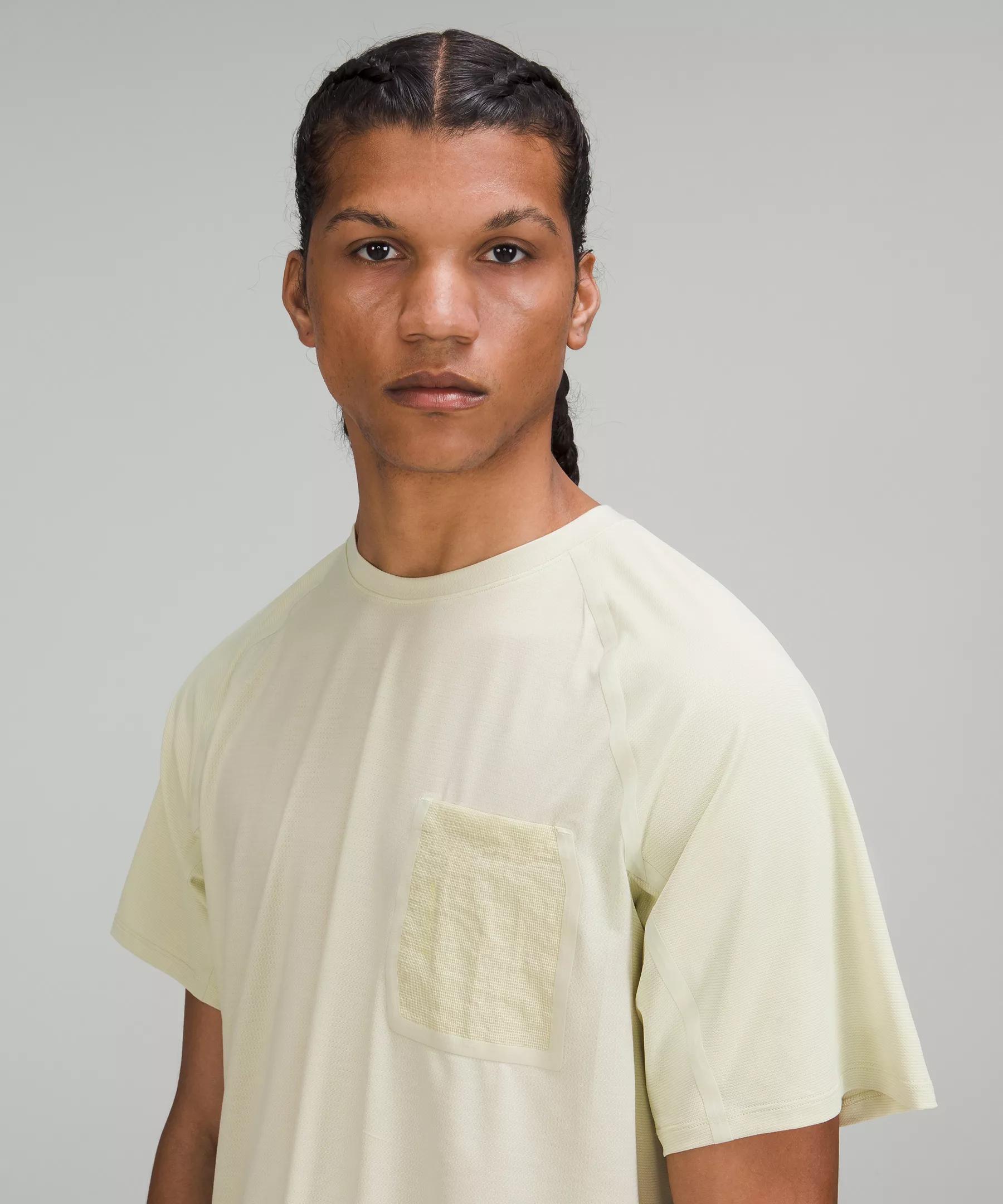 Ventilated Hiking Short-Sleeve Shirt Product Image