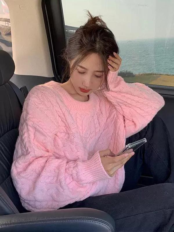 Vintage Pullover Cable Knit Sweater Product Image