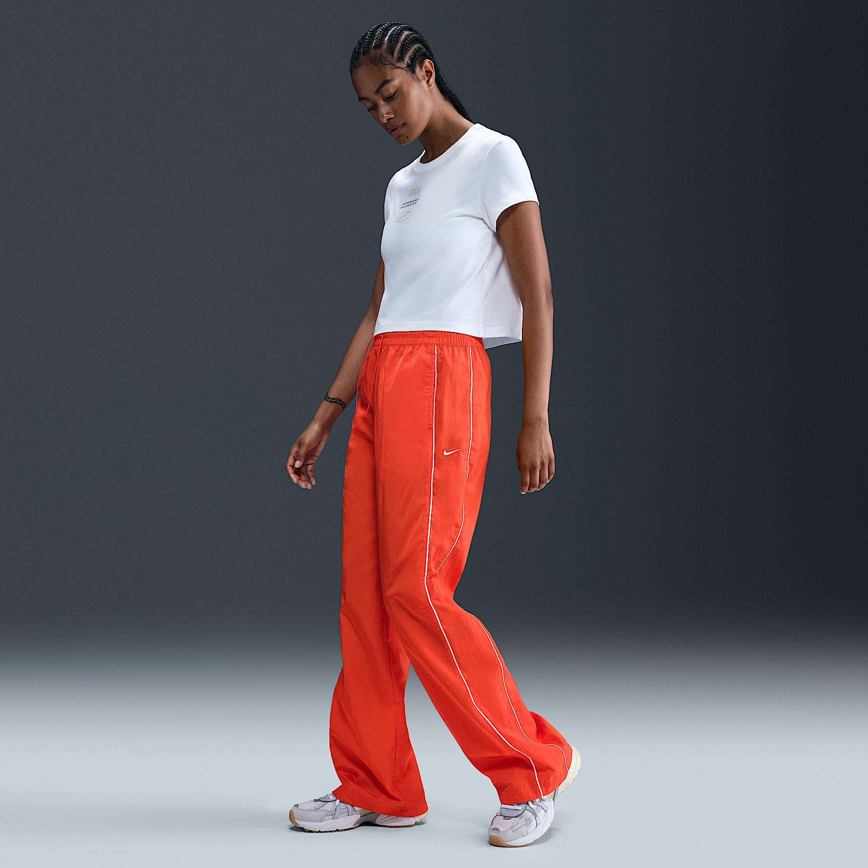 Nike Womens Windrunner High-Waisted Woven Open-Hem Pants | FV7655-633 Product Image