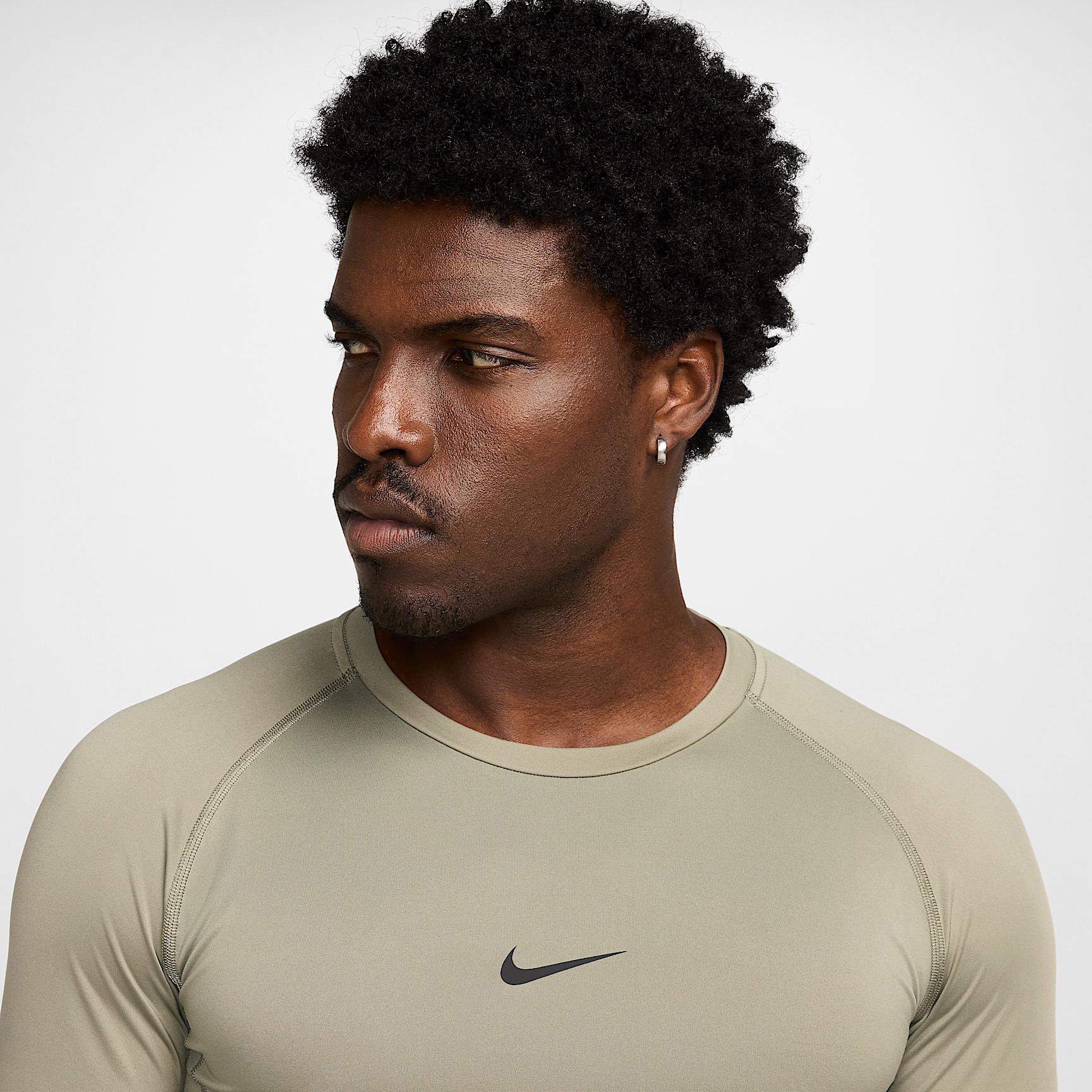 Nike Pro Men's Dri-FIT Tight Long-Sleeve Fitness Top Product Image