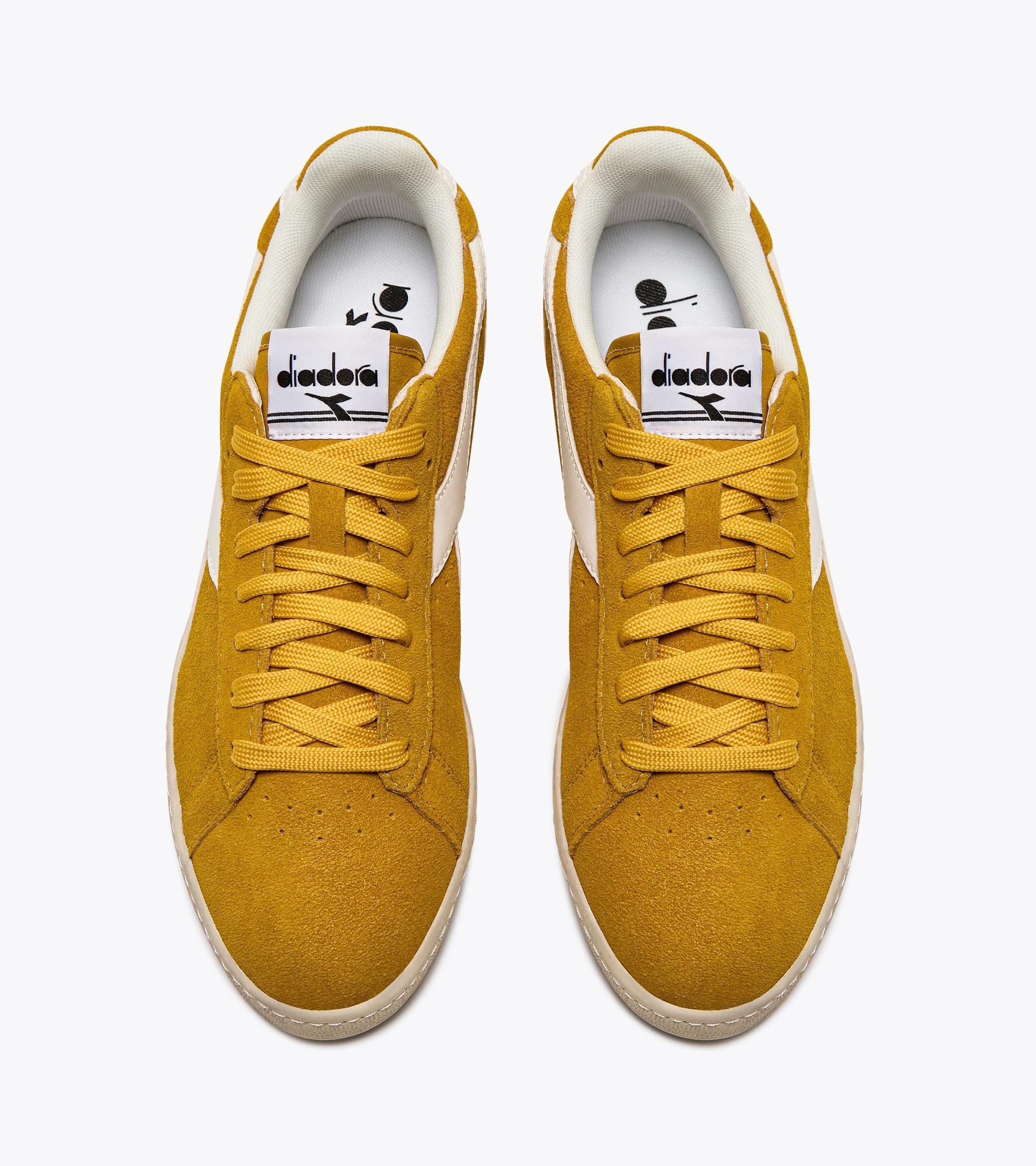 GAME L LOW SUEDE WAXED Product Image