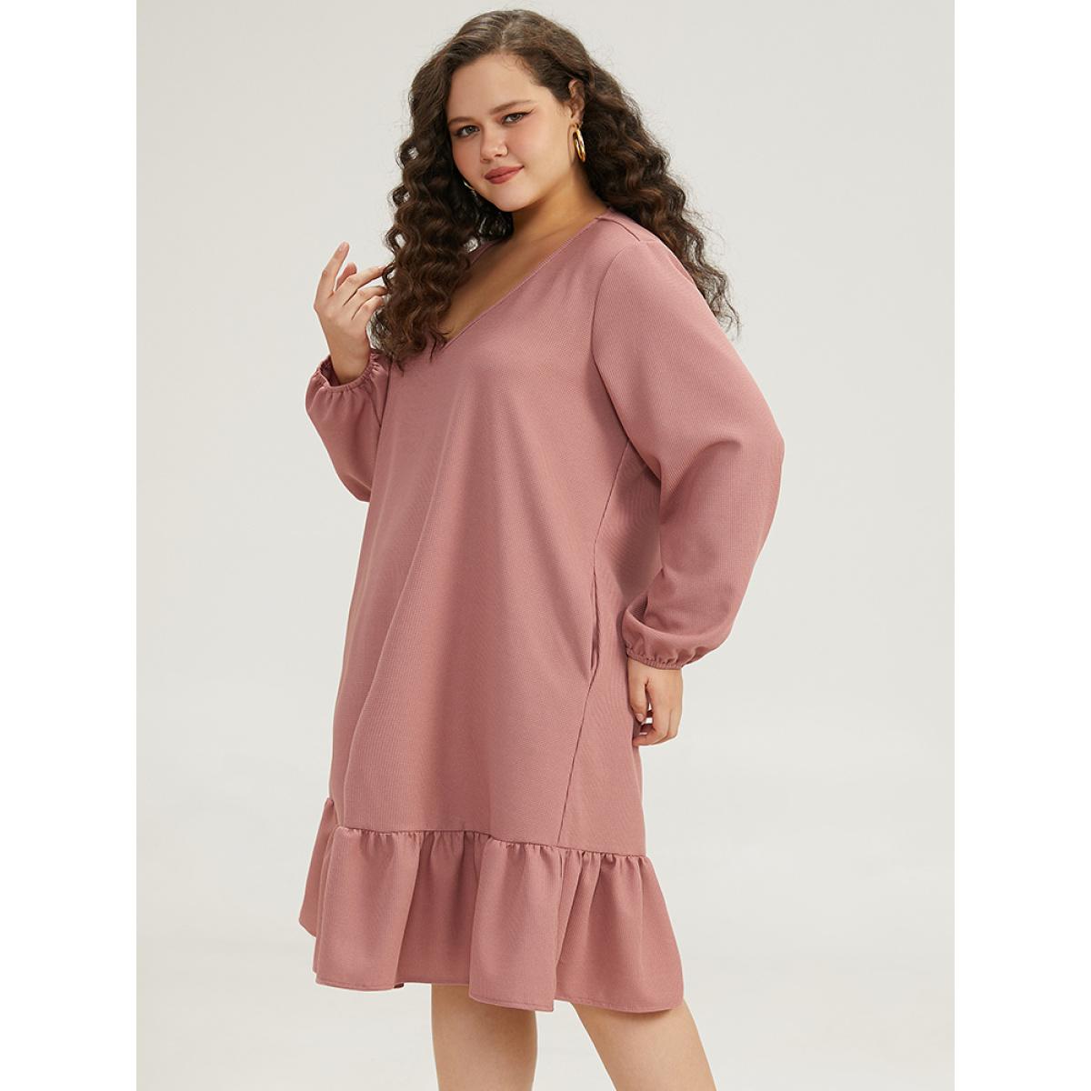 Plus Size Plain Waffle Knit Pleated Texture Ruffle Hem Dress Rouge Women Casual Elastic cuffs V-neck Long Sleeve Curvy Midi Dress BloomChic 30/6X Product Image