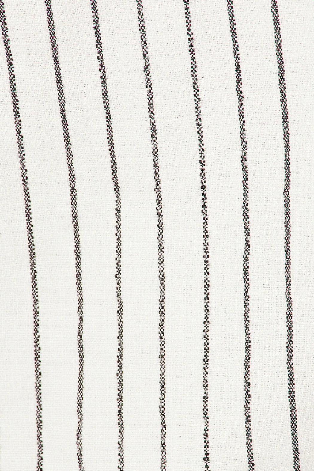 Mari Shorts Product Image