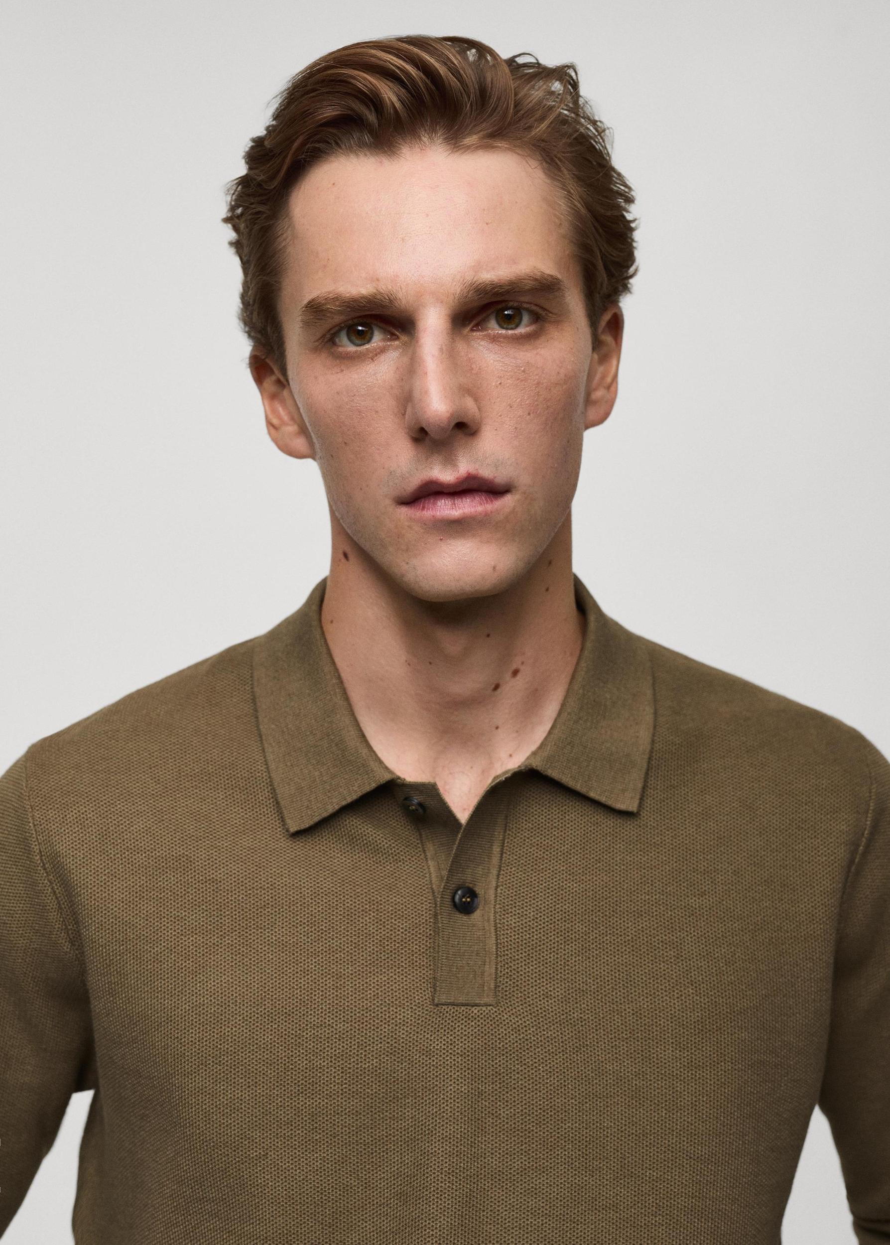 Knitted structured polo sweater - Men | MANGO USA Product Image