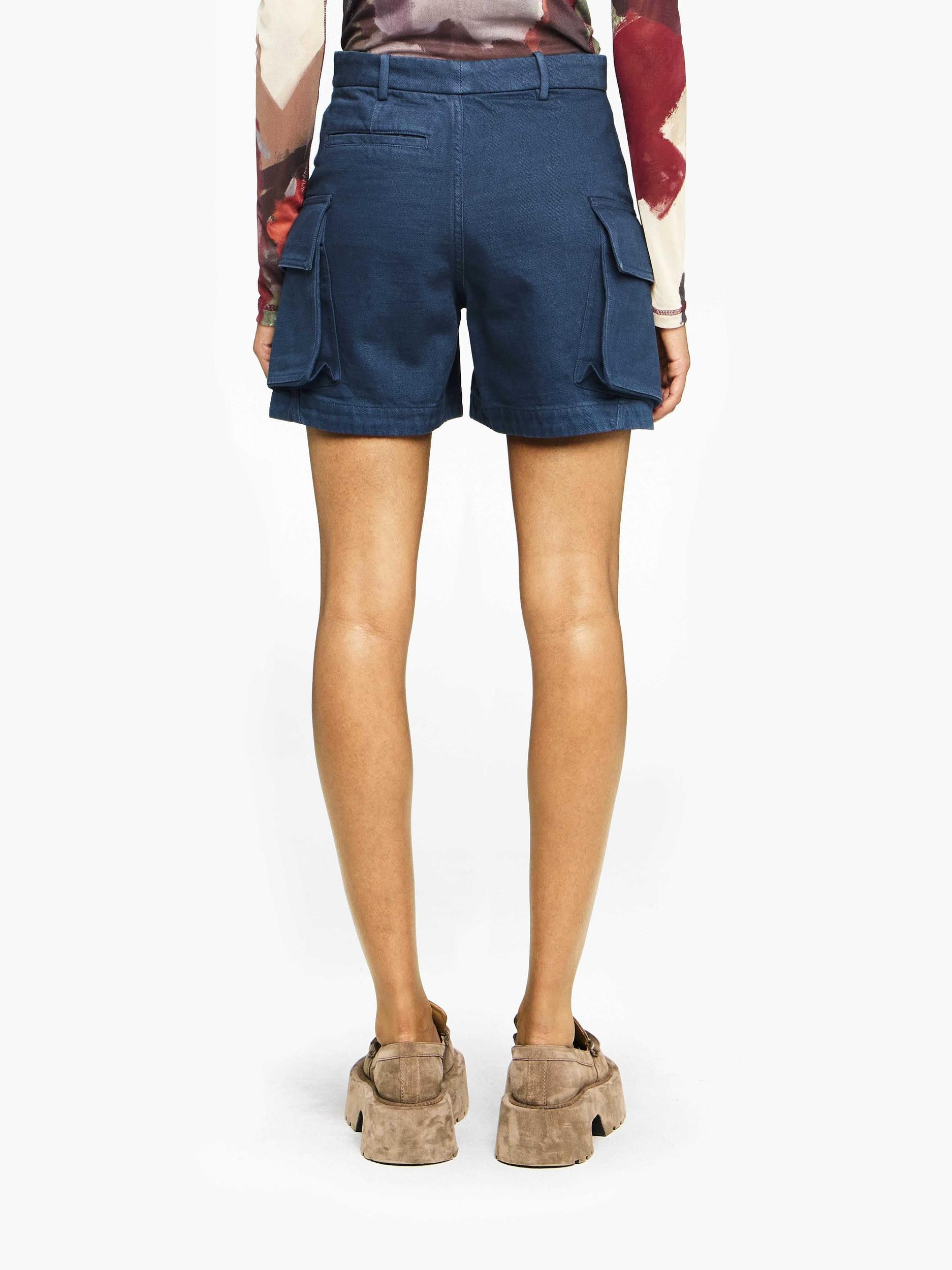 HIGH-WAISTED CARGO TWILL SHORTS Product Image