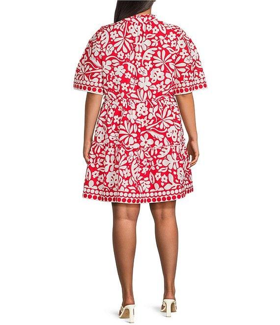 Sugarlips Plus Floral Placement/Border Printed Short Sleeve Shift Dress Product Image