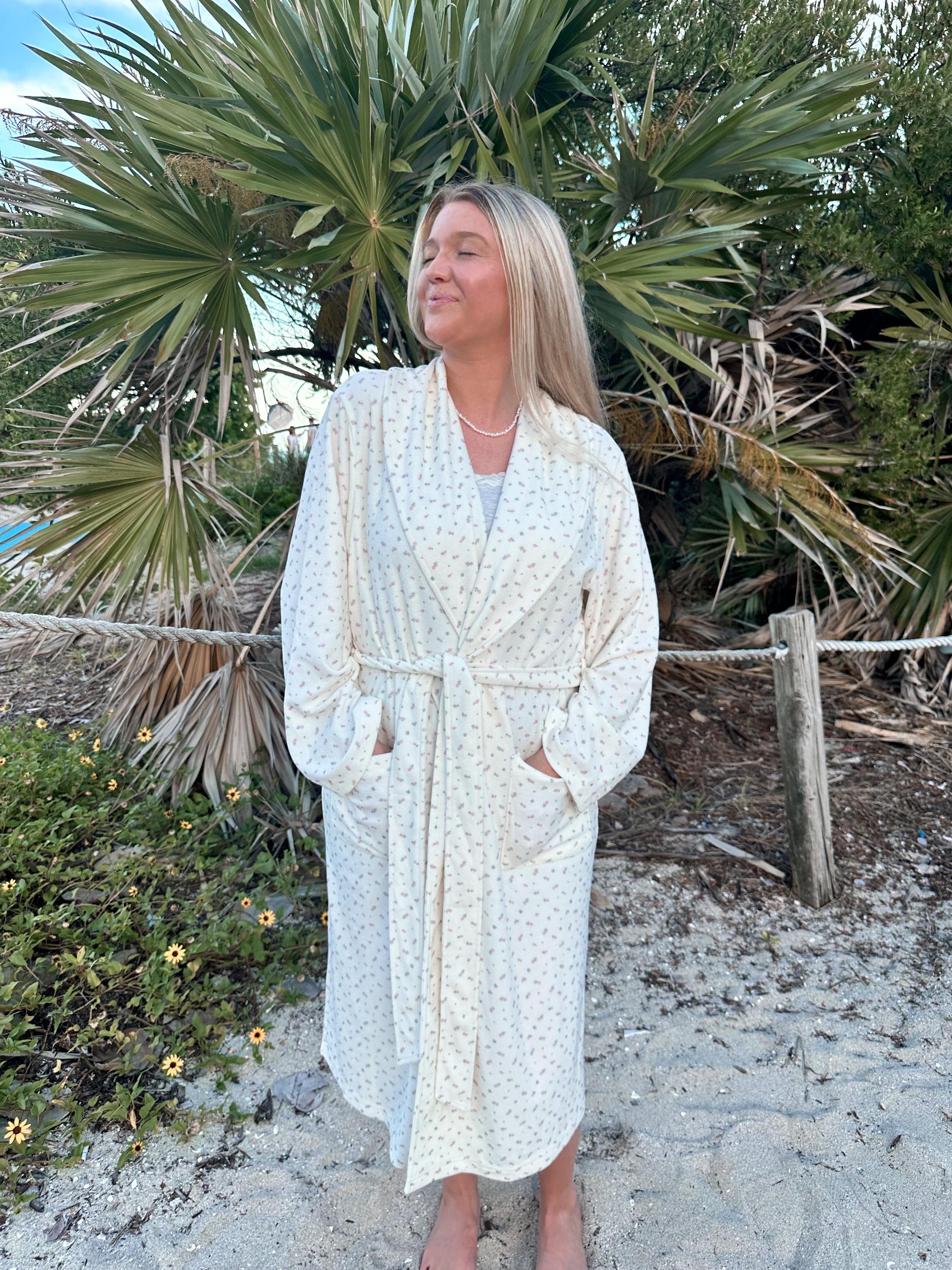 Pink Roses Dream Hotel Robe Product Image